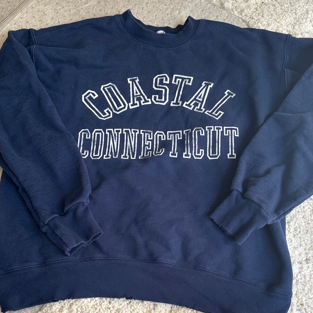 Coastal Connecticut Crewneck Sweatshirt - Navy
